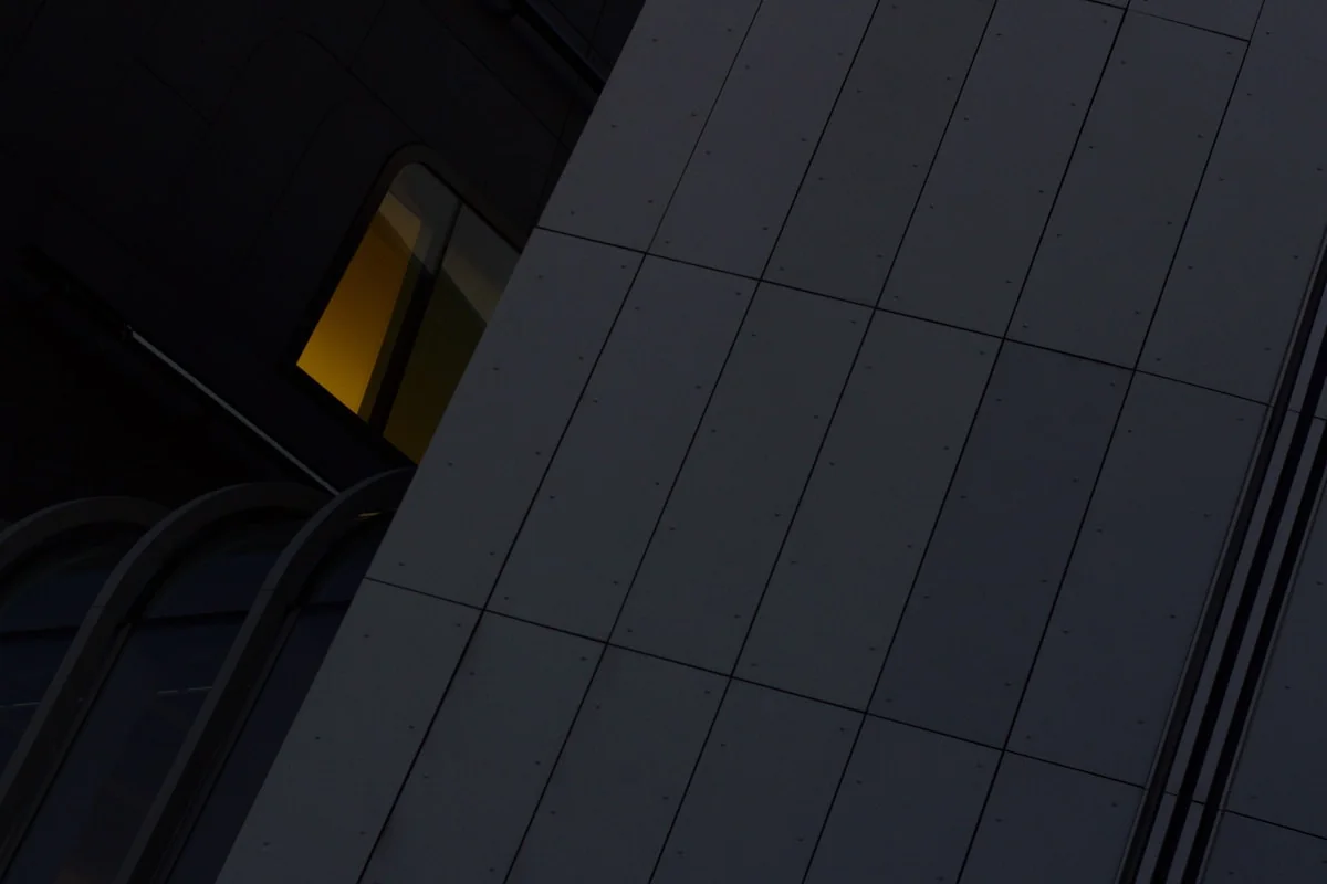 家族人数別防災グッズリスト - 1人〜5人家族対応｜2025年最新版