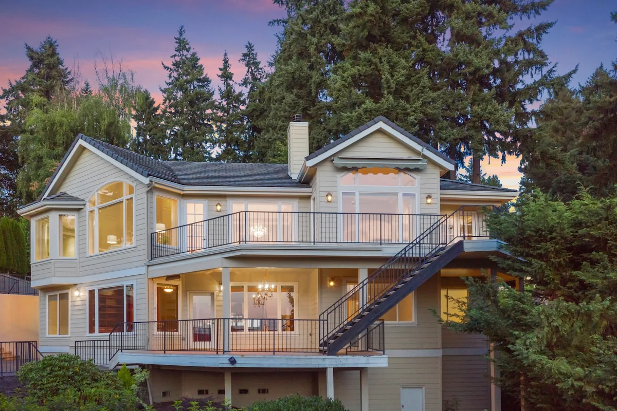 地震対策必需品リスト - 専門家推奨アイテム｜2025年最新版